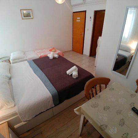 סאלי Apartment Svetka מראה חיצוני תמונה