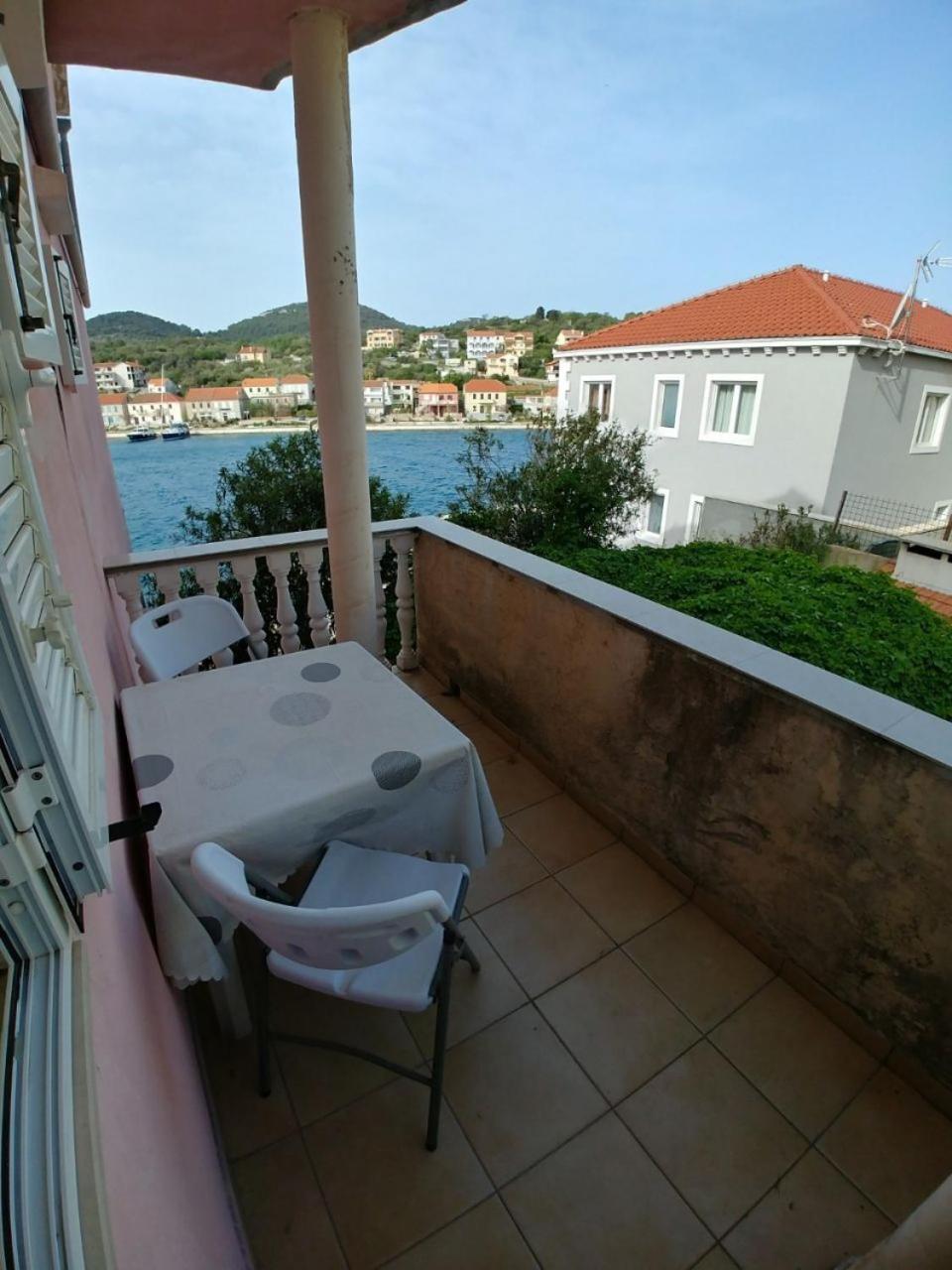 סאלי Apartment Svetka מראה חיצוני תמונה