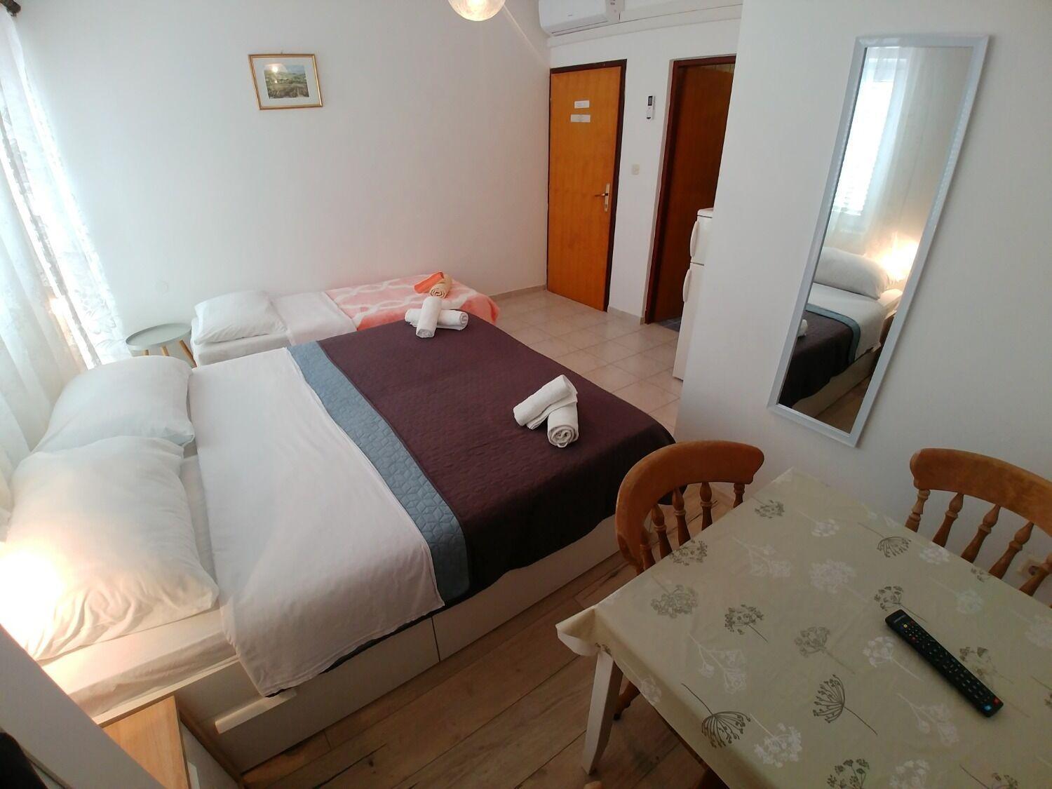 סאלי Apartment Svetka מראה חיצוני תמונה