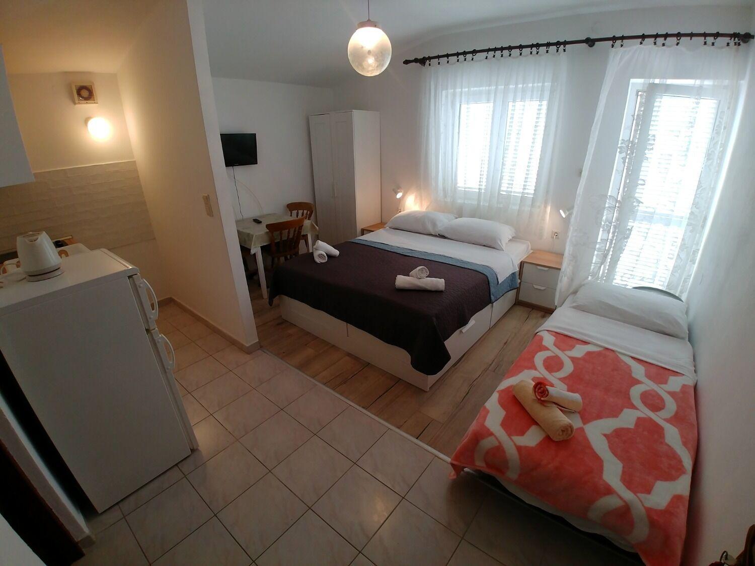 סאלי Apartment Svetka מראה חיצוני תמונה