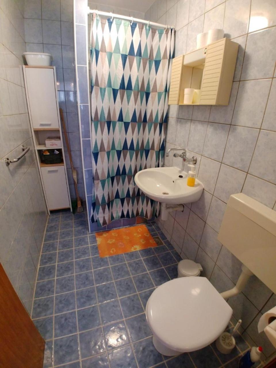 סאלי Apartment Svetka מראה חיצוני תמונה