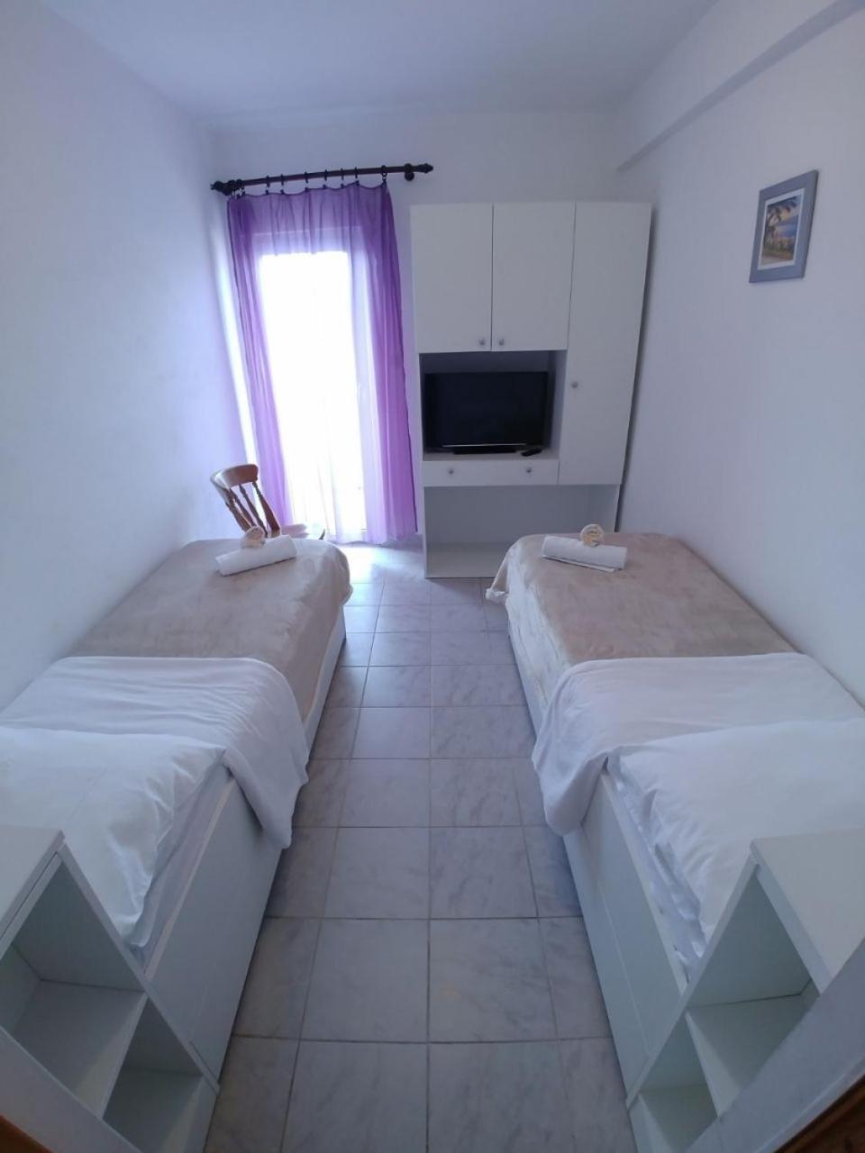 סאלי Apartment Svetka מראה חיצוני תמונה