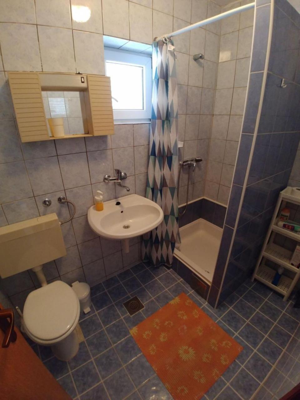 סאלי Apartment Svetka מראה חיצוני תמונה